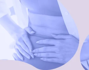 Grafika, w tle zdjęcie kobiety trzymającej się za brzuch z fioletowymi elementami graficznymi. Medicante