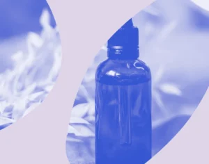 Grafika, na jasnym tle szklana brązowa butelka z pipetą z fioletowymi elementami graficznymi. Medicante
